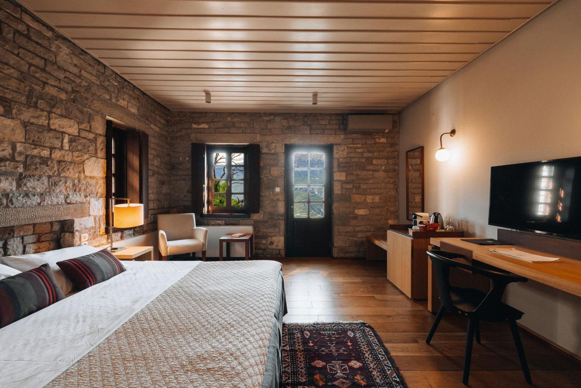 Mountain Hotel Aristi
